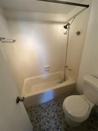 Stratford House, 2841 NE 163rd St #102, North Miami Beach, Florida 33160, image 2