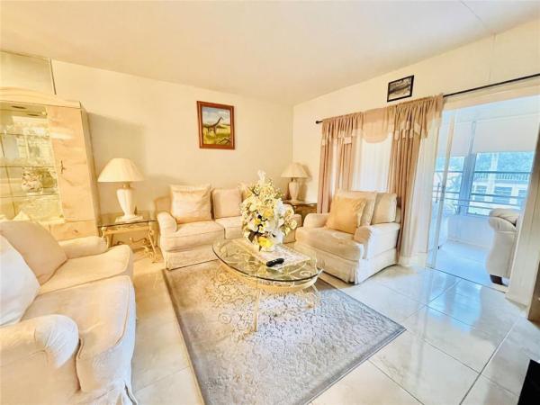 Oriole Gardens 1, 7505 W Atlantic Blvd #208, Margate, Florida 33063, image 1