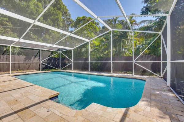 South Corals, 3530 NE 13th Ave, Oakland Park, Florida 33334, image 2