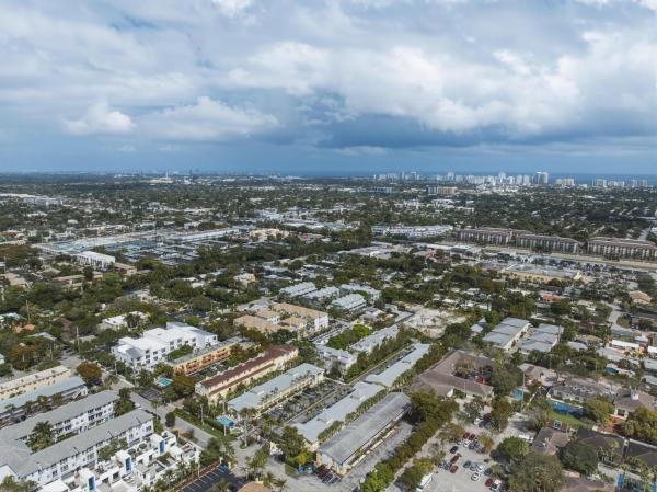 The Grove At Wilton Manors , 2660 NE 8th Ave #102, Wilton Manors, Florida 33334, image 2