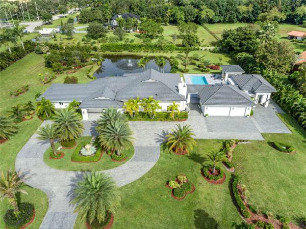 Sunshine Ranches, 14195 Old Sheridan St, Southwest Ranches, Florida 33330, image 2