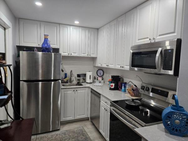 Oakland Grove Village, 669 W Oakland Park Blvd #205-B, Wilton Manors, Florida 33311, image 1