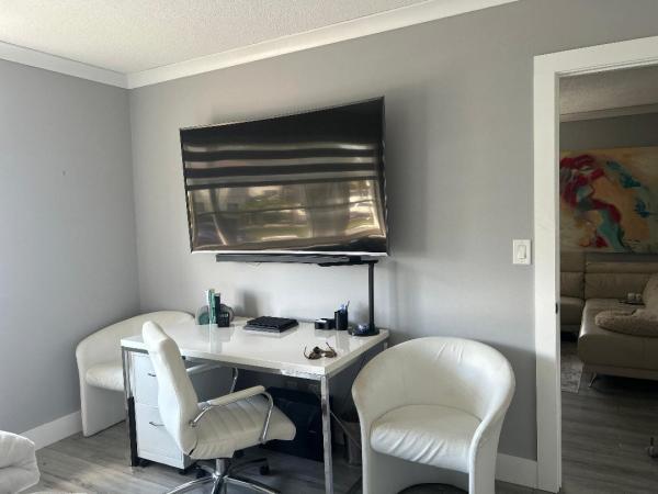 Oakland Grove Village, 669 W Oakland Park Blvd #205B, Oakland Park, Florida 33311, image 3