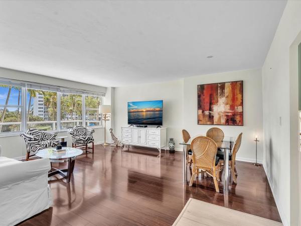 Coral Ridge Towers East, 3300 NE 36th St #220, Fort Lauderdale, Florida 33308, image 1