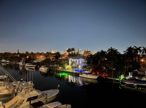 Cromwell East, 1777 SE 15th St #404, Fort Lauderdale, Florida 33316, image 1