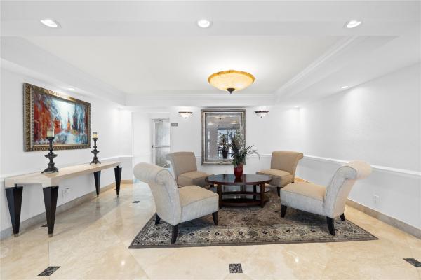 Bayshore Towers, 511 Bayshore Dr #501, Fort Lauderdale, Florida 33304, image 2