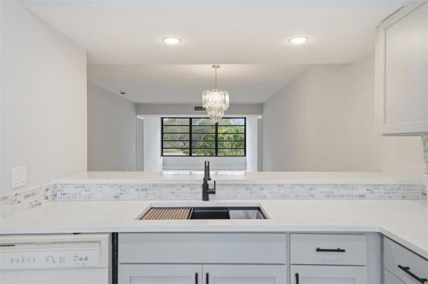 Whitehall 2 Of Pine Island Ridge, 1717 Whitehall Dr #205, Davie, Florida 33324, image 3