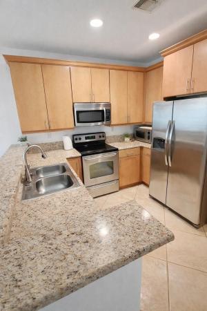 The Oaks At Oakland Forest, 2521 NW 31st Ct, Oakland Park, Florida 33309, image 2