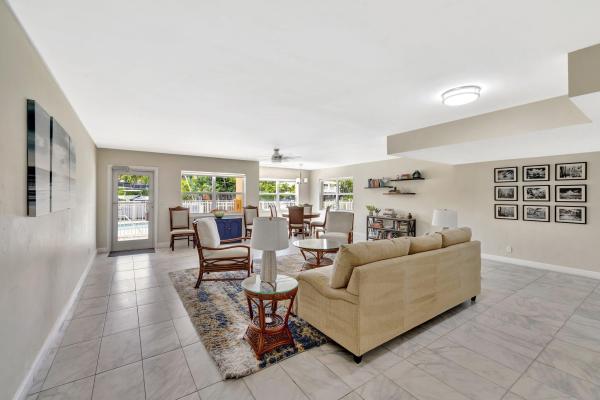 Hawthorne Bay, 1332 Bayview Dr #402, Fort Lauderdale, Florida 33304, image 1