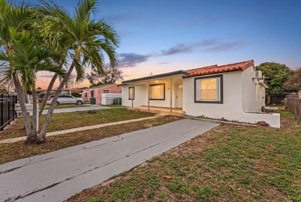 Borel, 830 NW 30th Ct, Miami, Florida 33125, image 1