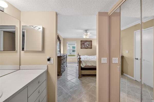 Town Villas At Moon Lake, 18730 Stewart Cir #7, Boca Raton, Florida 33496, image 3