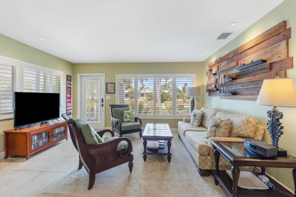 Tropical Manors, 500 NE 28th Dr, Wilton Manors, Florida 33334, image 1