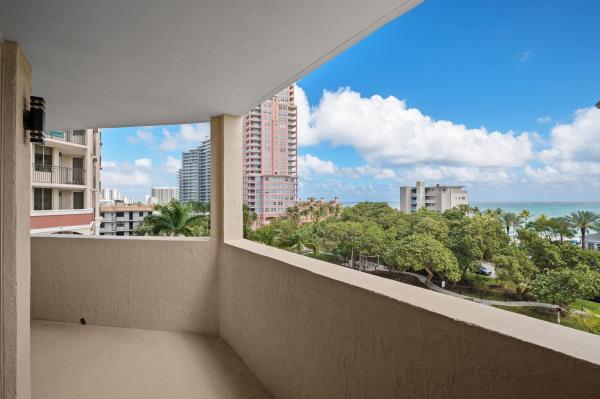 The Vue, 2001 N Ocean Blvd #605, Fort Lauderdale, Florida 33305, image 1