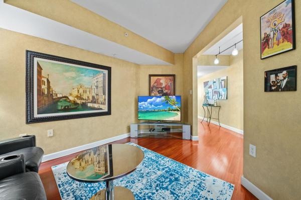 The Vue, 2001 N Ocean Blvd #605, Fort Lauderdale, Florida 33305, image 1