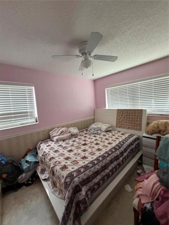 Boulevard Heights, 8870 Taft St, Pembroke Pines, Florida 33024, image 1