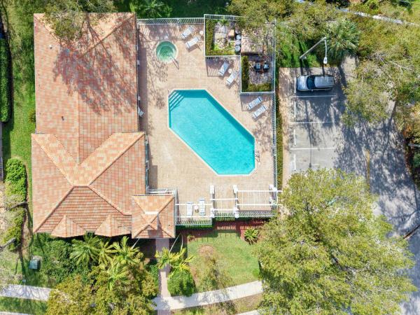 Regency Homes At Fairway Isles, 2561 E Aragon Blvd #1, Sunrise, Florida 33313, image 1