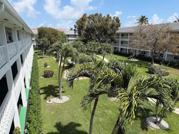 Maybury Mansions, 5208 NE 24th Ter #F-106, Fort Lauderdale, Florida 33308, image 2