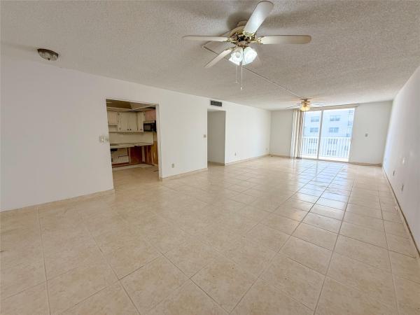 Stratford Towers, 1401 S Ocean Dr #405, Hollywood, Florida 33019, image 1
