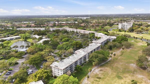 Palm-Aire Country Club 6, 3850 Oaks Clubhouse Dr #408, Pompano Beach, Florida 33069, image 1