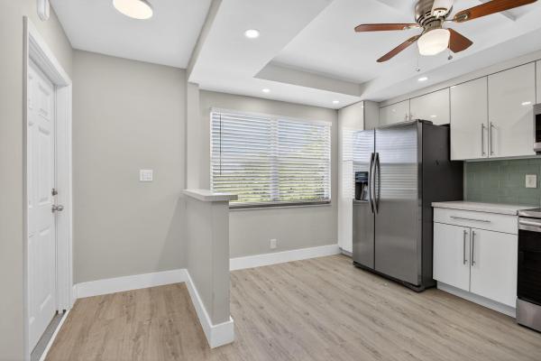 Lucaya Village, 2102 Lucaya Bnd #A3, Coconut Creek, Florida 33066, image 1