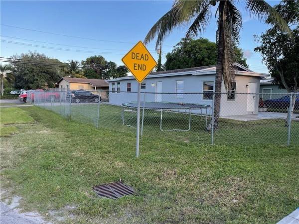 918 NW 24th Ave, Fort Lauderdale, Florida 33311, image 3
