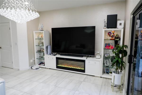 Verona Heights, 148 SE 5th Ct, Deerfield Beach, Florida 33441, image 2