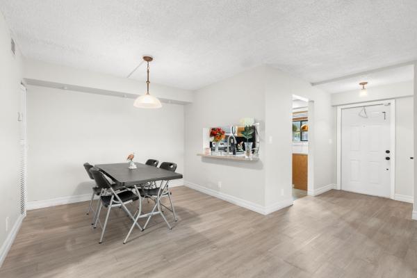 Oakland Forest Club, 3053 N Oakland Forest Dr #102, Oakland Park, Florida 33309, image 2