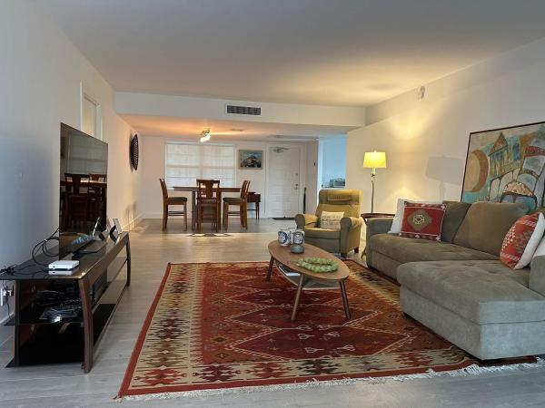 Palm-Aire Country Club 6, 3611 Oaks Clubhouse Dr #203, Pompano Beach, Florida 33069, image 1