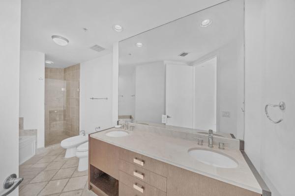 Trump Royale, 18201 Collins Ave #3301A, Sunny Isles Beach, Florida 33160, image 2