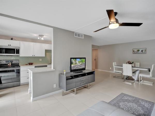 River Reach, 1301 River Reach Dr #201, Fort Lauderdale, Florida 33315, image 2