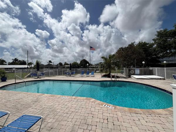 Rio Nuevo, 900 SW 12th St #202, Fort Lauderdale, Florida 33315, image 1