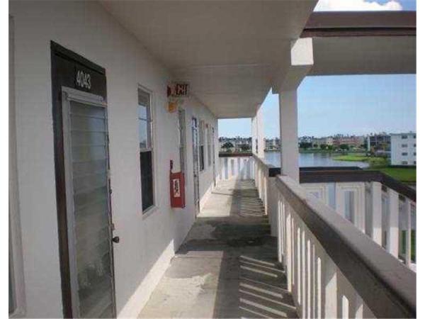 Cornwall At Century Village, 4043 Cornwall C, Boca Raton, Florida 33434, image 1