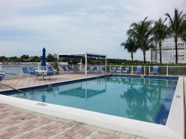 Attache Garden, 2710 S Ocean Dr #406, Hollywood, Florida 33019, image 2