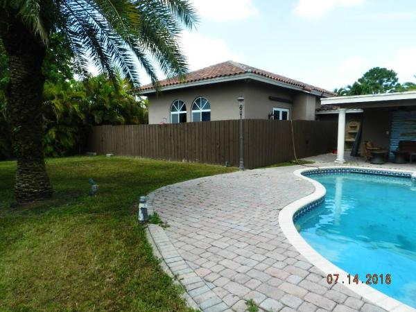 New Continental, 10021 SW 80th Ave, Kendall, Florida 33156, image 1