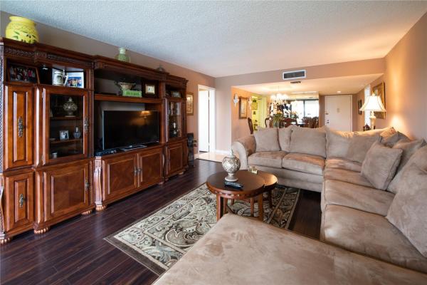 Country Club Village, 16401 Golf Club Rd #313, Weston, Florida 33326, image 1