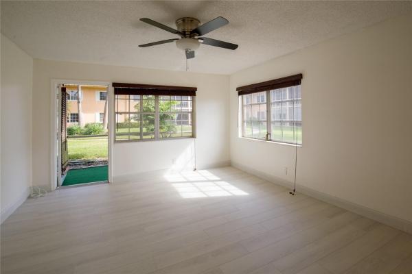 Manor Grove Village, 1940 NE 2nd Ave #104J, Wilton Manors, Florida 33305, image 1
