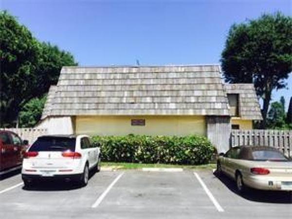 Waterside Estates, 2418 Waterside Dr, Lake Worth, Florida 33461, image 1