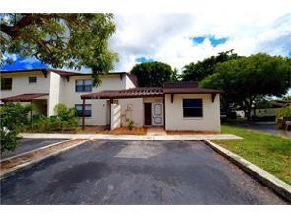 Woodscape Townhomes, 7028 SW 40th St #8-U, Miramar, Florida 33023, image 1