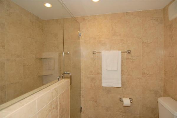 Trafalgar Towers, 1400 S Ocean Dr #405, Hollywood, Florida 33019, image 1