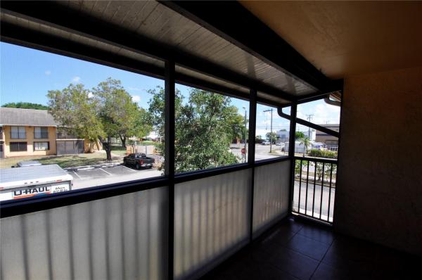 Hampton Court, 5911 Washington St #105, Hollywood, Florida 33023, image 1