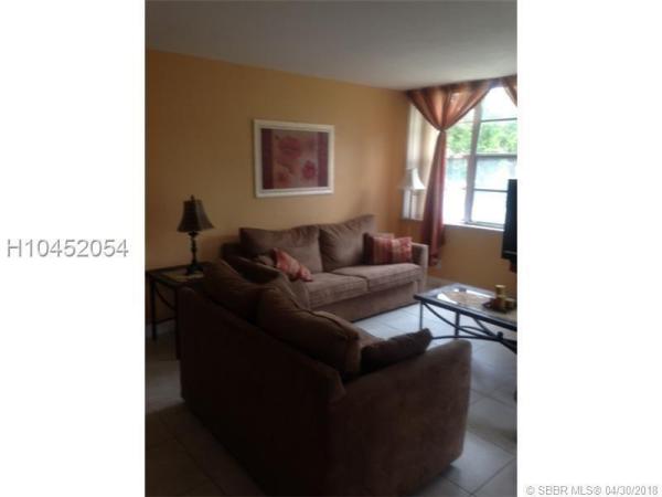 Watergate, 2771 Taft St #209, Hollywood, Florida 33020, image 1