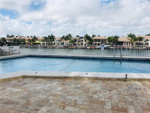 Trafalgar Towers, 1400 S Ocean Dr #1106, Hollywood, Florida 33019, image 2