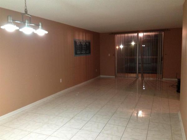 Coral Gate East, 6940 Miami Gardens Dr #1-527, Country Club, Florida 33015, image 1