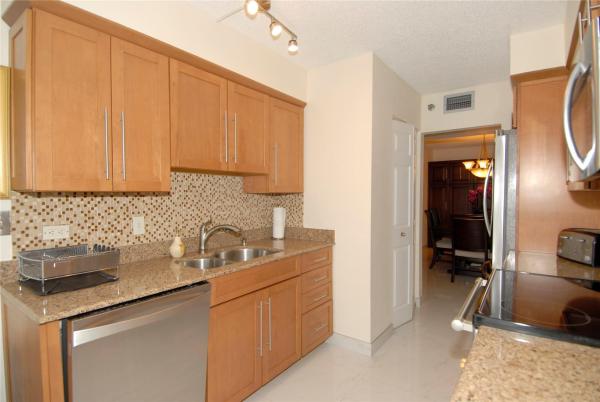 The Summit, 1201 S Ocean Dr #1609N, Hollywood, Florida 33019, image 2