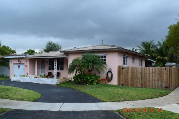 1201 Robin Ave, Miami Springs, Florida 33166, image 2