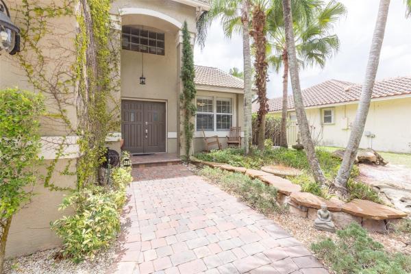 Ambassador Pointe, 10640 London St, Cooper City, Florida 33026, image 2