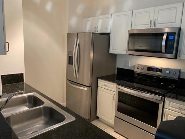 The Courtyards In CityPlace, 720 S Sapodilla Ave #414, West Palm Beach, Florida 33401, image 3