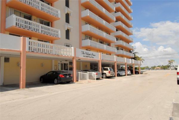 Valiant House, 801 S Ocean Dr #303, Hollywood, Florida 33019, image 2