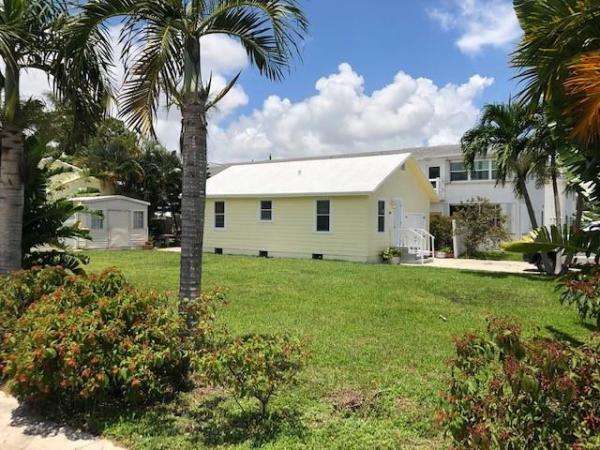 Hollywood Place, 1607 Hayes St, Hollywood, Florida 33020, image 1