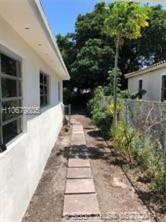 Hialeah Heights, 2962 NW 59th St, Brownsville, Florida 33142, image 1